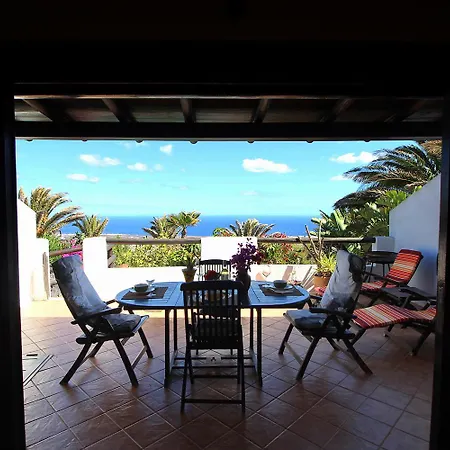 펜션 Roco 1 - Grosser Pool, Sauna, Wundervoller Meerblick, Pure Entspannung *
